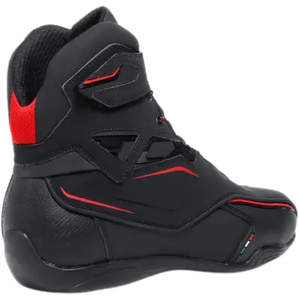 Bota TCX Zeta WP - Preto/Vermelho (100% Impermeável) - Grid Motors