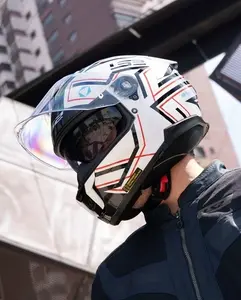 Imagem 12 de Capacete LS2 Stream 2 Maze - Branco/Preto