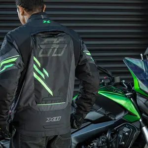 Imagem 7 de Jaqueta X11 Iron 3 Sporadic Preta/Verde
