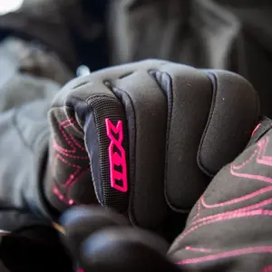 Imagem 4 de Luva X11 Nitro Win Tronix Feminina - Rosa