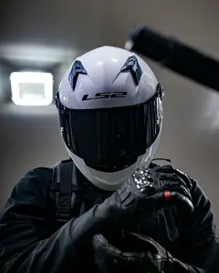 Imagem 10 de Capacete LS2 FF358 Pro Monocolor - Branco
