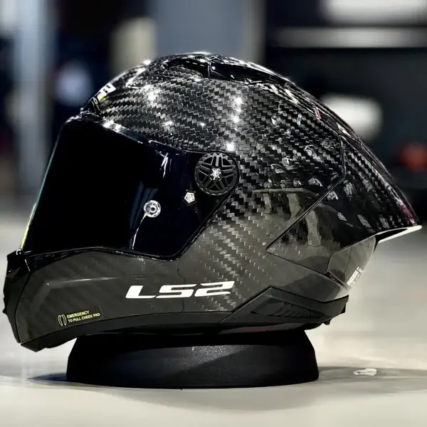 Capacete LS2 Thunder Carbon GP Aero Monocolor - Preto - Grid Motors