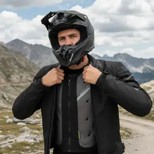 Imagem 3 de Colete de Resfriamento Macna Cooling Vest Evo - Cinza/Preto