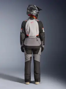 Imagem 7 de Jaqueta Alpinestars Stella Andes V4 Drystar - Cinza Escuro/Branco Gelo/Vermelho Coral Fluor (Impermeável)