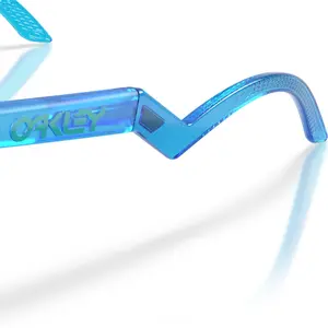 Imagem 7 de Óculos Oakley Frogskins Hybrid Fabio Quartararo Azul Ácido Fosco - com Lente Azul (Prizm)