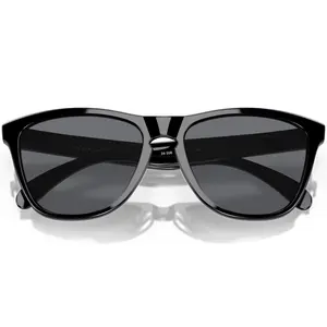 Imagem 4 de Óculos Oakley Frogskins Preto Brilhante - com Lente Cinza