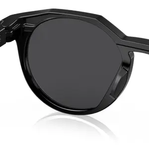 Imagem 8 de Óculos Oakley HSTN Preto Fosco - com Lente Fumê (Prizm)