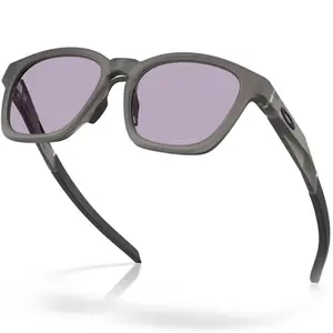 Imagem 4 de Óculos Oakley Shackle Cinza - com Lente Cinza (Prizm)