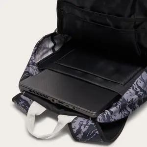 Imagem 5 de Mochila Oakley Enduro 3.0 Cinza Camo - 20 Litros