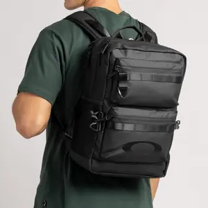 Imagem 8 de Mochila Oakley Rover Laptop Backpack Preto - 18 Litros