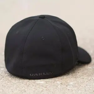 Imagem 7 de Boné Oakley Tincan - Preto/American Flag