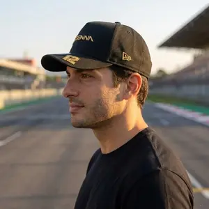 Imagem 8 de Boné New Era 9Forty A-Frame Senna - Preto/Dourado