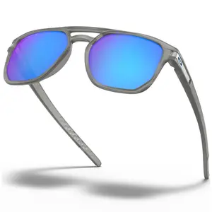 Imagem 4 de Óculos Oakley Latch Cinza Fosco - com Lente Azul Polarizada (Prizm)