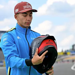 Imagem 7 de Capacete Shark Skwal Cup Moto GP KAR - Preto/Cinza/Vermelho Fosco